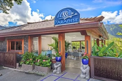 Paradise Bay Resort